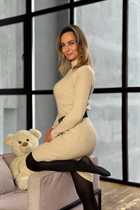 Rencontre femme ukrainienne yuliia de kiev avec Blond cheveux, age 44 photo-22