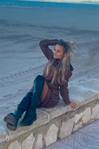 Fille de valencia alina aux cheveux Chatain clairs, age 42 photo-4