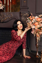 Date ukrainian olga from miami with Black hair age 48 photo-10