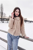 Single Ukrainian lady maria from odessa with Light Brown hair age 25 photo-10