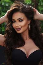 Ukrainian woman online mariia from kyiv with Dark Brown hair age 27 photo-17
