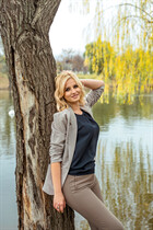 Dating moldovan girl olga from tiraspol with Blonde hair age 37 photo-10