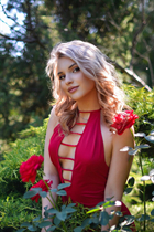 Dating a ukrainian woman bohdana from kharkov with Blonde hair age 22 photo-2