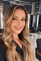 Femme brésilienne célibataire ingrid de belo horizonte avec Blond cheveux 39 ans photo-1