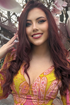 Femme parfaite olesya de paris avec Chatain clairs cheveux, âge 19 photo-11