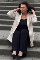 Beautiful single ukrainian woman olena from lviv with Dark Brown hair age 55 photo-6