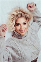 Stunning Ukrainian woman anna from kiev with Blonde hair age 31 photo-2