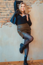 Amazing women from ukraine oleksandra from kiev with Blonde hair age 38 photo-2
