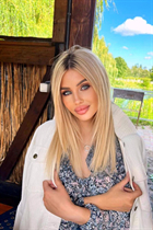 Mujeres eslavas yuliia de lutsk con pelo Rubio y edad 25 photo-30