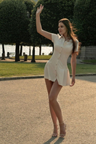 Chica de lugano alina con pelo Marrón oscuro y edad 27 photo-21