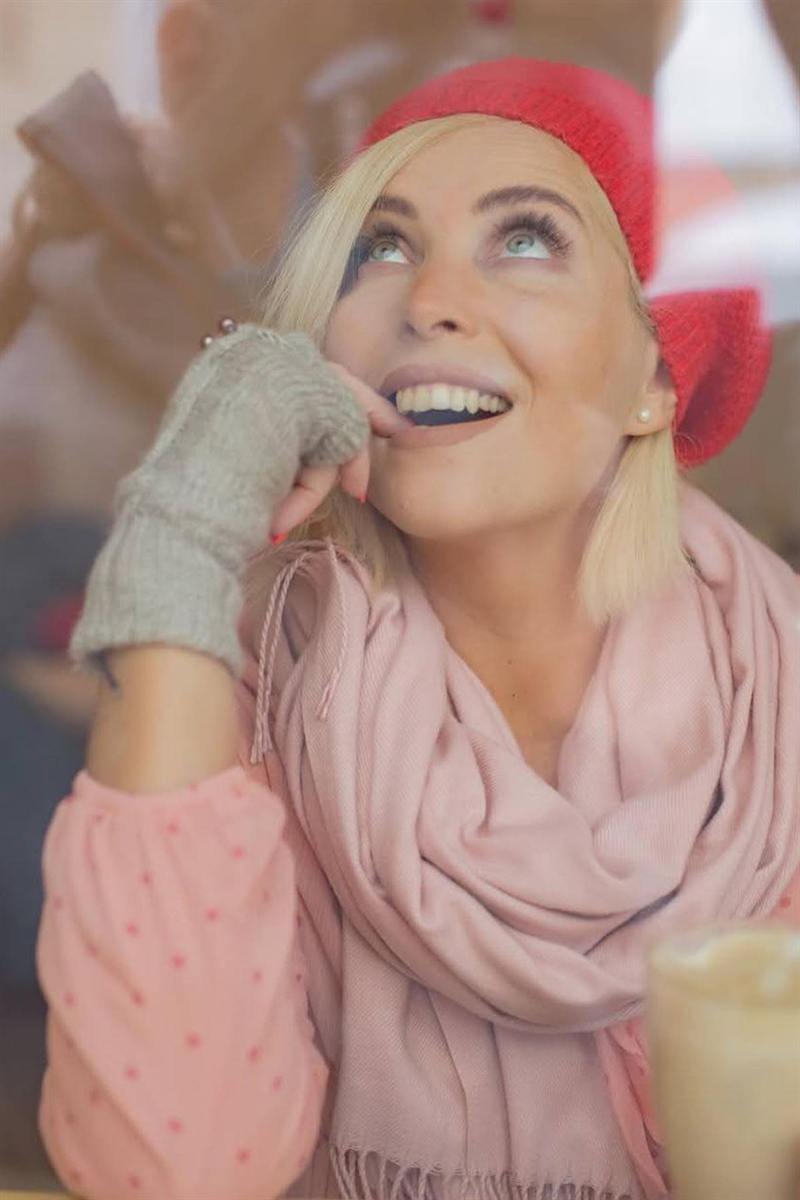 Olga (42 y.o.) from Kishinev with Blonde hair ID 478111