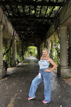 Mariée de dublin oksana avec Blond cheveux, âge 44 photo-8