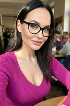 Femme parfaite olena de warsaw avec Brunette cheveux, âge 49
