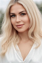 Ukrainian bride inna from kamenskoe with Blonde hair age 46 photo-11