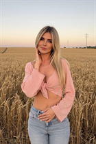 Belle fille ukrainienne viktoriya de kharkiv avec Noirs cheveux, âge 34 photo-24