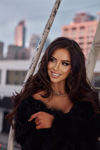 Girl from new york dariia with Dark Brown hair age 27 photo-4