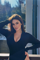 Dating a ukrainian girl olga from odesa with Auburn hair age 26 photo-7
