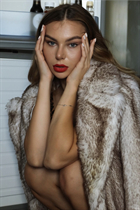 Mariée de valencia olesya avec Blond cheveux, âge 31 photo-5