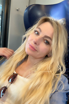 Bride from vienna olena with Blonde hair age 50 photo-13