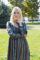 Ukrainian wife anna from dnepr with Blonde hair age 35 photo-26