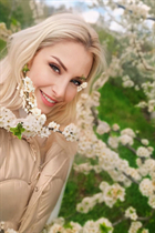 Ukrainian girl yulia from sumy with Blonde hair age 47 photo-4