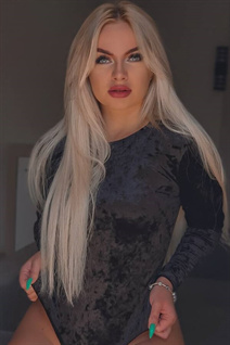 Ukrainian girl ekaterina from kyiv with Blonde hair age 29