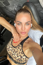 Dating a german girl olga from bochum with Blonde hair 42 years old photo-7