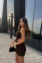 Bride from london dajana with Dark Brown hair age 28 photo-7