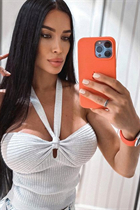 Beautiful single ukrainian woman karina from melitopol with Black hair age 37 photo-24