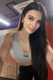 Beautiful ukrainian woman anna from kharkov with Black hair age 33