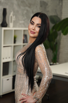 Beautiful ukrainian woman yulia from kyiv with Dark Brown hair age 41 photo-2