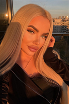 Ukrainian woman anastasiia from kiev with Blonde hair age 25 photo-10