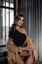 Rencontre fille ukrainienne alina de dnepr avec Chatain clairs cheveux, age 33 photo-8