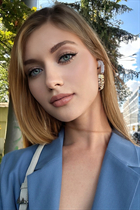 Bride from wrocław veronika with Blonde hair age 24 photo-3