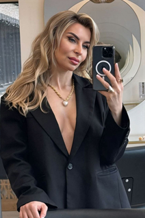 Ukrainian single woman tatiana from kiev with Blonde hair age 45