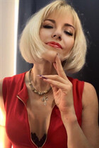 Beautiful woman of Ukraine larisa from kiev with Blonde hair age 56 photo-4