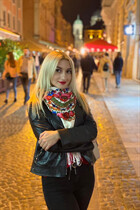 Stunning Ukrainian woman yana from poltava with Light Brown hair age 37 photo-7