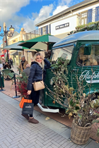 Dating a german girl irina from berlin with Blonde hair 41 years old photo-25