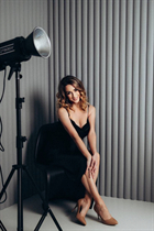 Dating a ukrainian woman olena from kiev with Blonde hair age 40 photo-11