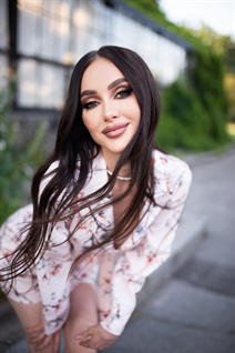 Belle femme ukrainienne anna de kyiv aux cheveux Brunette, age 36
