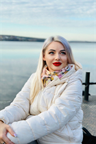 Beautiful woman of ukrainian elena from dnepr with Blonde hair age 49 photo-12