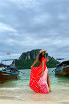 quebec bride tatiana with Dark Brown hair age 29 photo-1