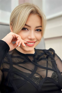 Bride from kiev marina with Blonde hair age 35