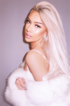 Ukrainian single woman inna from cherkassy with Blonde hair age 20 photo-14