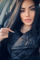 Femme parfaite elina de madrid avec Noirs cheveux, âge 37 photo-19