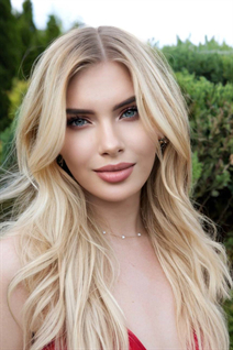 Fille ukrainienne valeriia de odessa avec Blond cheveux, âge 22