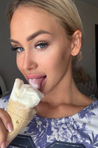 Femme parfaite katerina de hamburg avec Blond cheveux, âge 26 photo-14