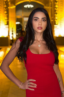 Girl from poltava alyona with Dark Brown hair age 37