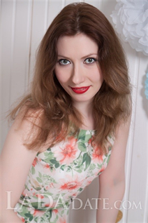 Beautiful woman of Ukraine ksenia from nikolaev with Light Brown hair age 37