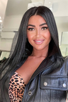 Mariée ukrainienne marta de kiev avec Noirs cheveux, âge 38 photo-7